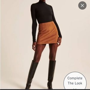 ABERCROMBIE & FITCH Blue Vegan Suede Skirt - 00